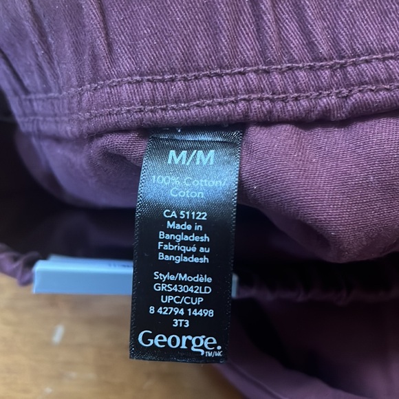 Mid Rise • Burgundy • Shorts - Picture 6 of 10